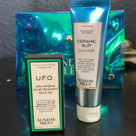 Sunday Riley gift set UFO Treatment Oil Mini and ceramic slip - Picture 2 of 3